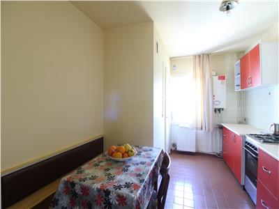 Apartament 3 camere decomandate, etaj 3, Gheorgheni, Titulescu