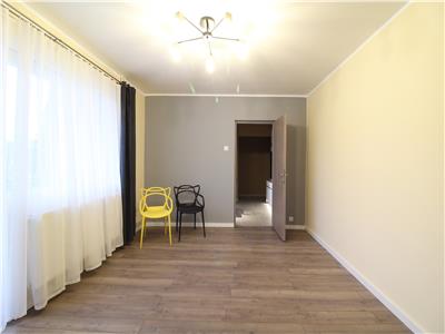 Apartament modern cu 2 camere, recent renovat, etaj 3, Gheorgheni