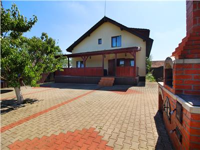 Casa multifunctionala, 2000 mp teren, iaz, livada, utilitatii, Tureni, Cluj